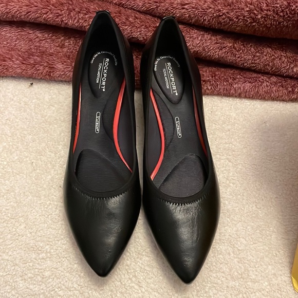rockport black heels